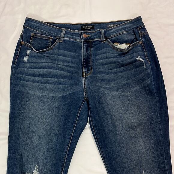Judy Blue Skinny Fit Distressed Ripped Denim Casual Basic Jeans Plus Size 18W - Picture 3 of 9